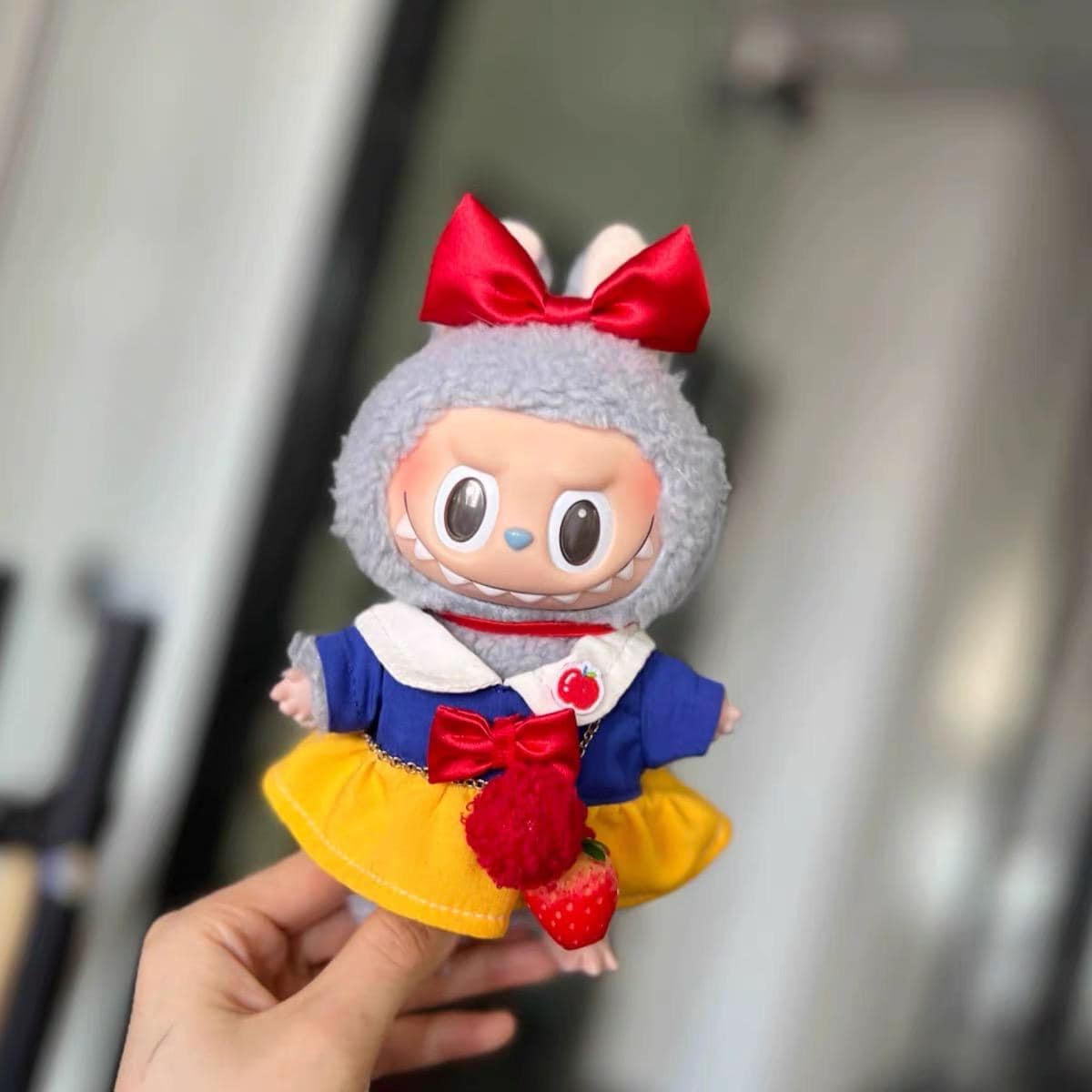 Handmade Snow White-Inspired Labubu Outfit with Red Bow, Blue & Yellow Dress, Fluffy Bag Strawberry Charm | Fairy Tale Labubu Doll Clothes