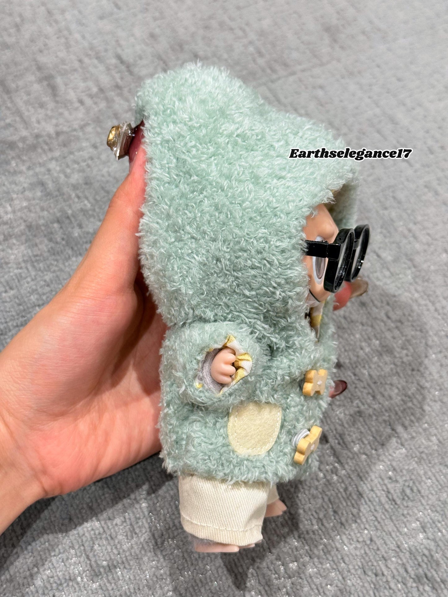 Handmade Labubu Clothes Fluffy Green Coat, Glasses & Pants | Labubu Outfits, Labubu Accessories, Labubu Dress, 17cm Doll Clothes, Cozy look