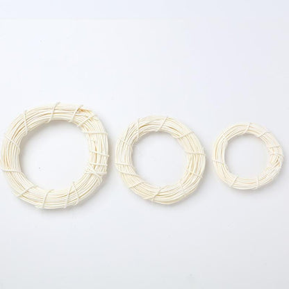 Natural White Rattan Wreath Hoop in 3 Sizes | DIY Witch Bell Wall Hangers | Flower Arrangement | Christmas Decor | DIY Decoden Decorations