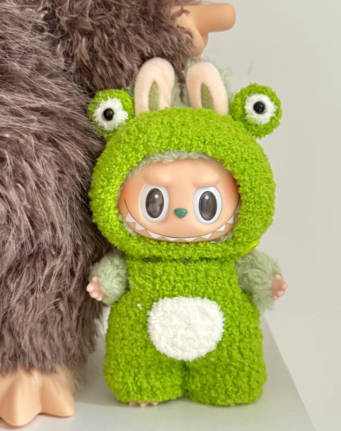 Handmade Crochet Frog Outfit for Macaron Labubu | Cute Labubu Clothes | Kawaii Gift for Labubu Lovers