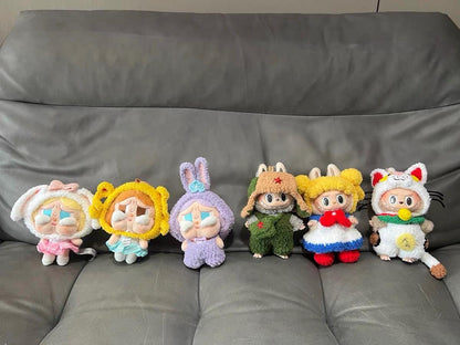 Handmade Maneki Neko Lucky Cat Crochet Labubu Clothes | Kawaii Good Fortune Charm for Labubu Lovers | Macaron & Have a Seat Compatible