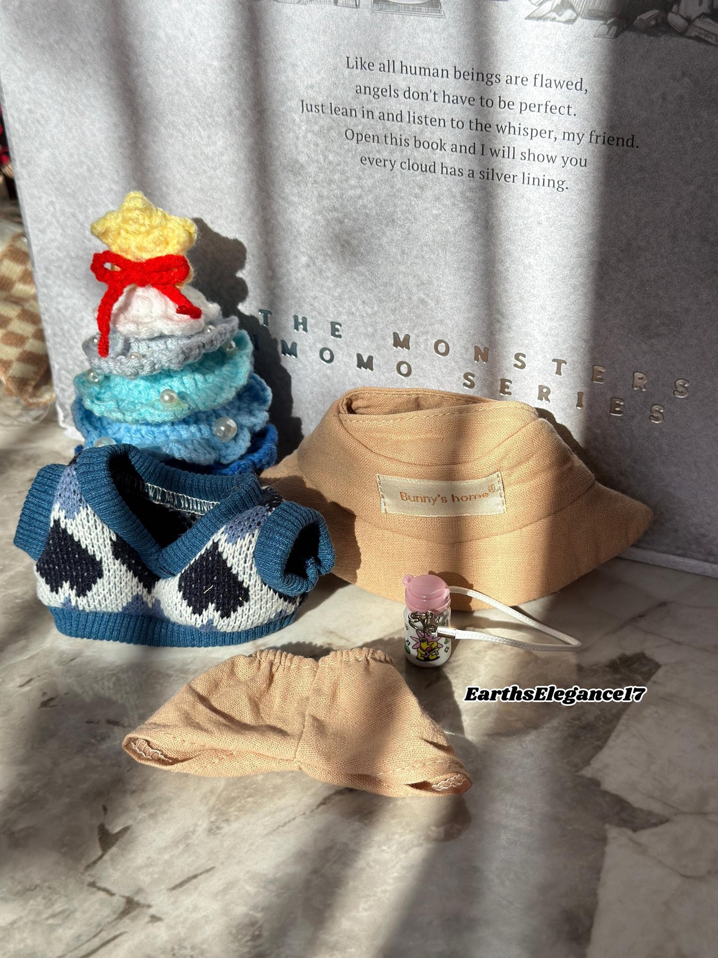 Handmade Knit Labubu Outfit Set – Blue Checked Sweater, Beige Bucket Hat & Pants | Fits Have a Seat Macaron Series Labubu Clothes