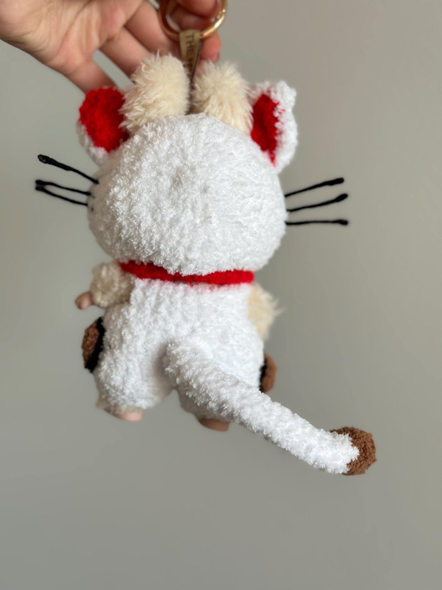 Handmade Maneki Neko Lucky Cat Crochet Labubu Clothes | Kawaii Good Fortune Charm for Labubu Lovers | Macaron & Have a Seat Compatible