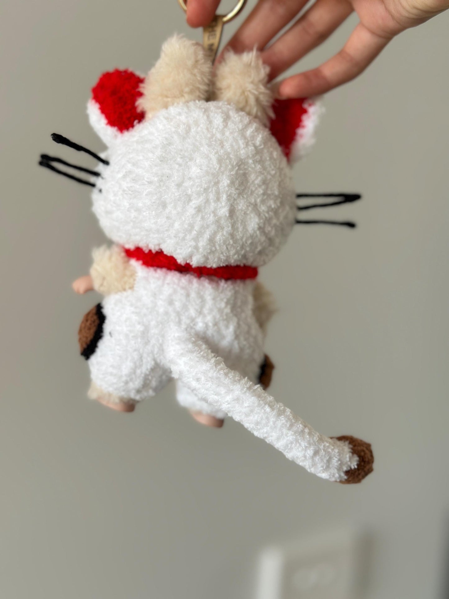 Handmade Maneki Neko Lucky Cat Crochet Labubu Clothes | Kawaii Good Fortune Charm for Labubu Lovers | Macaron & Have a Seat Compatible