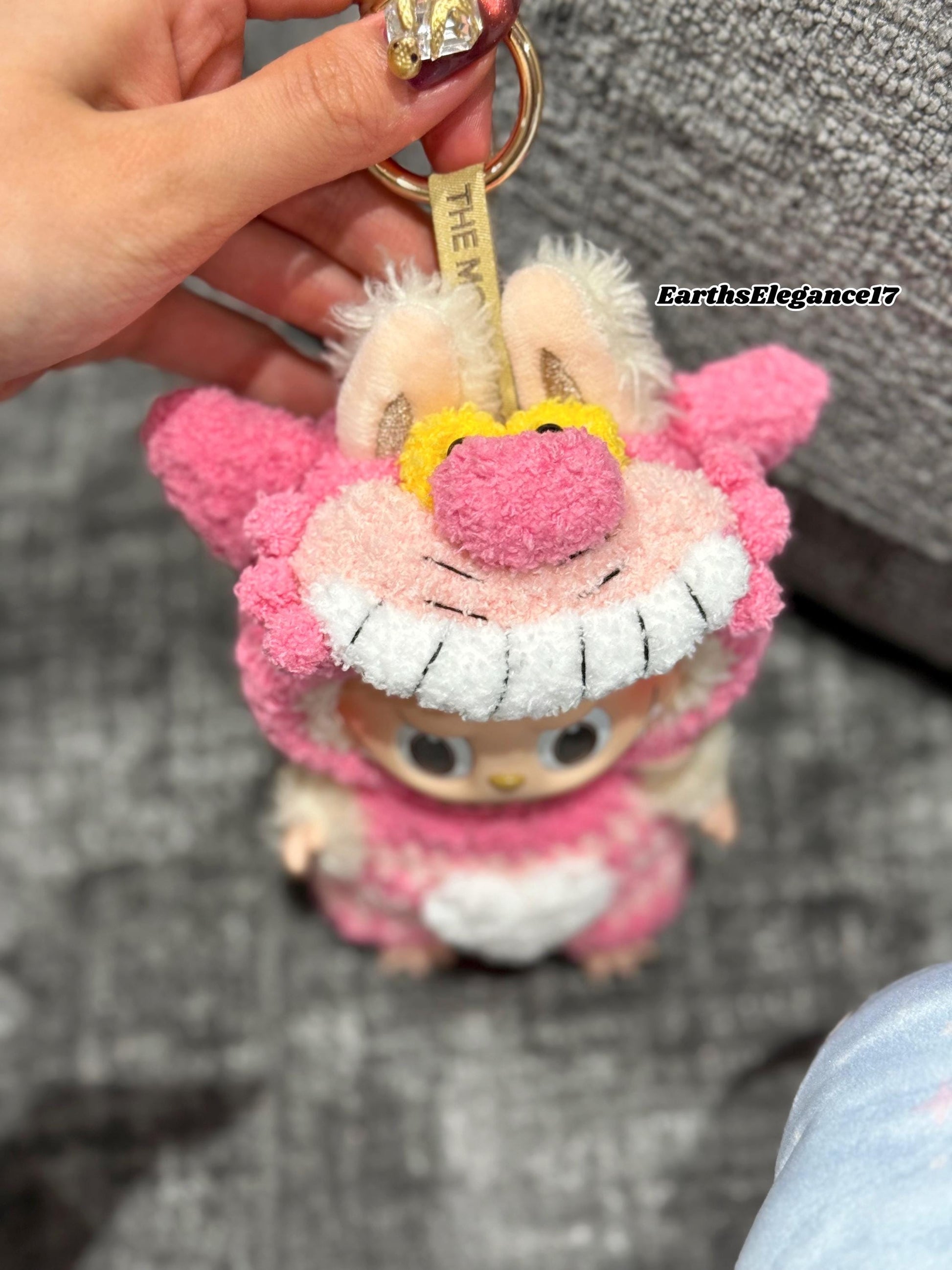 Handmade Crochet Alice In Wonderland Cheshire Cat Outfit for Macaron Labubu|Crochet Macaron Labubu Clothes | Kawaii Gift For Labubu Lovers