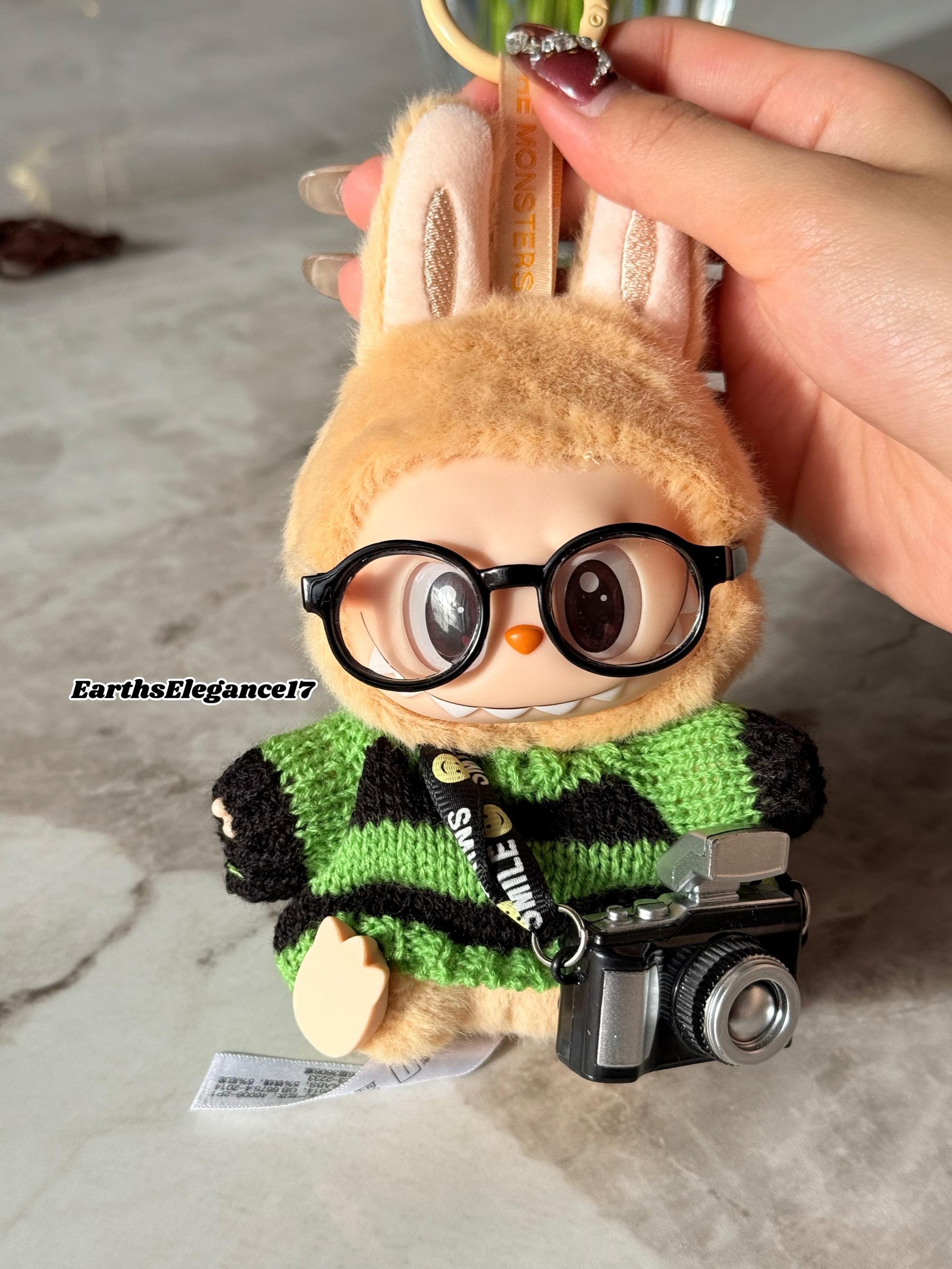 Handmade Labubu Outfit – Cozy Knit Sweater, Glasses & Mini Camera– Cute Labubu Accessory Gift for Collectors| Labubu Sweater Gift OOTD