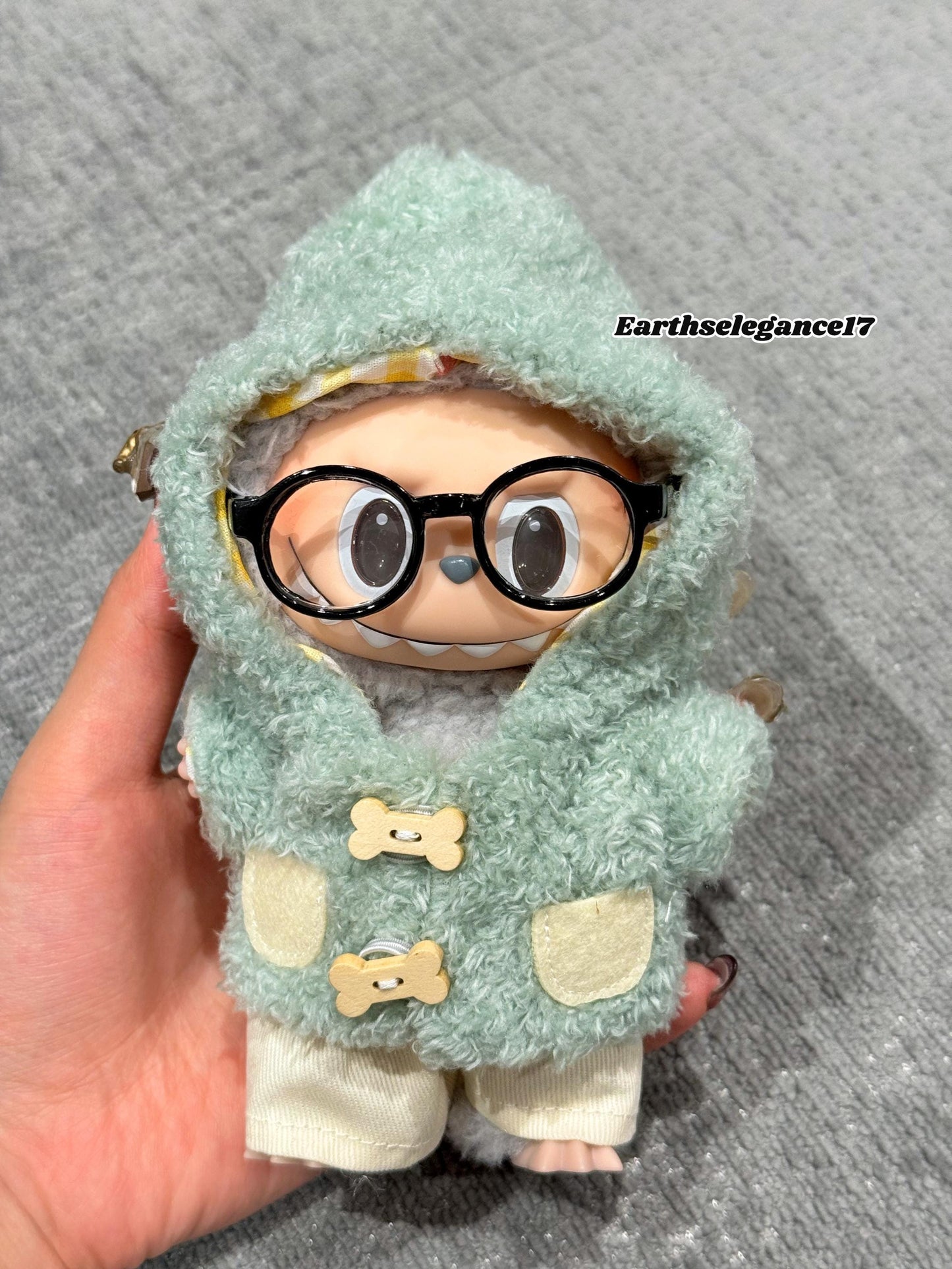 Handmade Labubu Clothes Fluffy Green Coat, Glasses & Pants | Labubu Outfits, Labubu Accessories, Labubu Dress, 17cm Doll Clothes, Cozy look