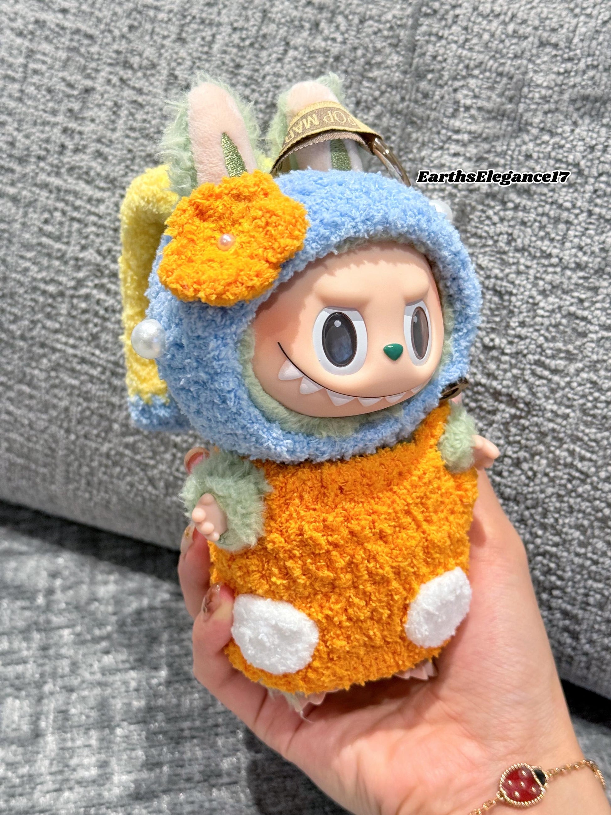 Handmade Crochet 'Girl with a Pearl Earring' Outfit for Macaron Labubu | Crochet Macaron Labubu Clothes| Kawaii Gift For Labubu Lovers